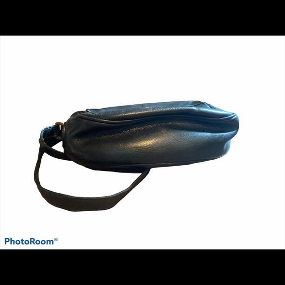 Gucci Crossbody Bag - Picture 2 of 8